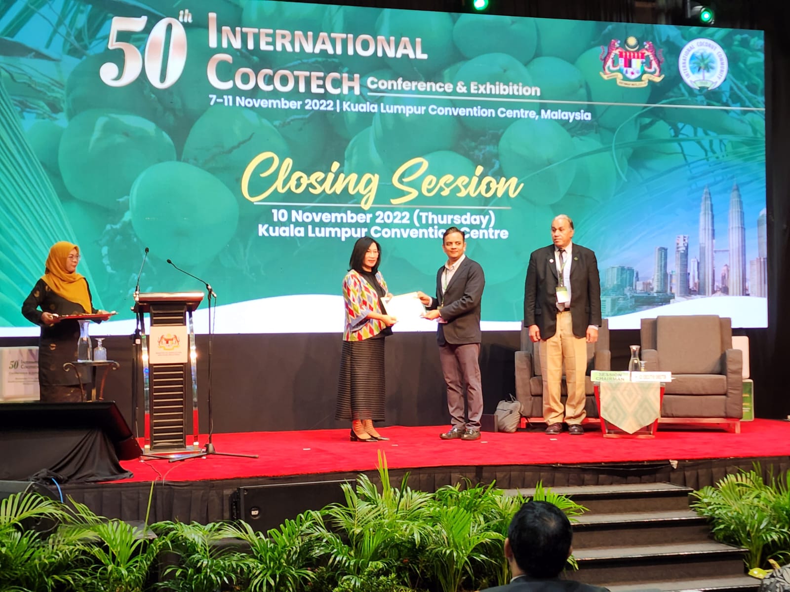 50 International COCOTECH 50 International COCOTECH